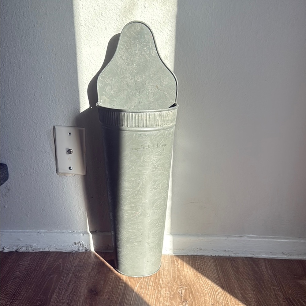 Gray Wall-Mounted Umbrella Holder